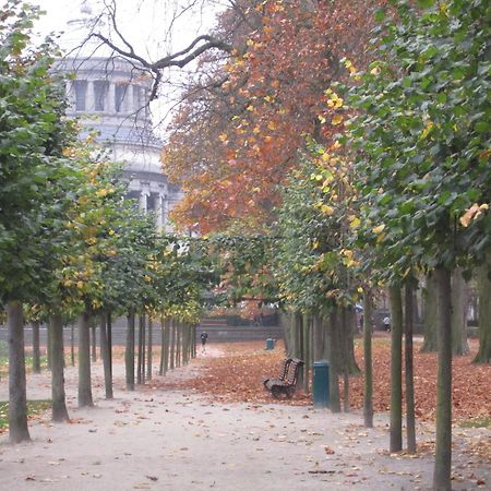 B&B A Cote Du Cinquantenaire Etterbeek Kültér fotó